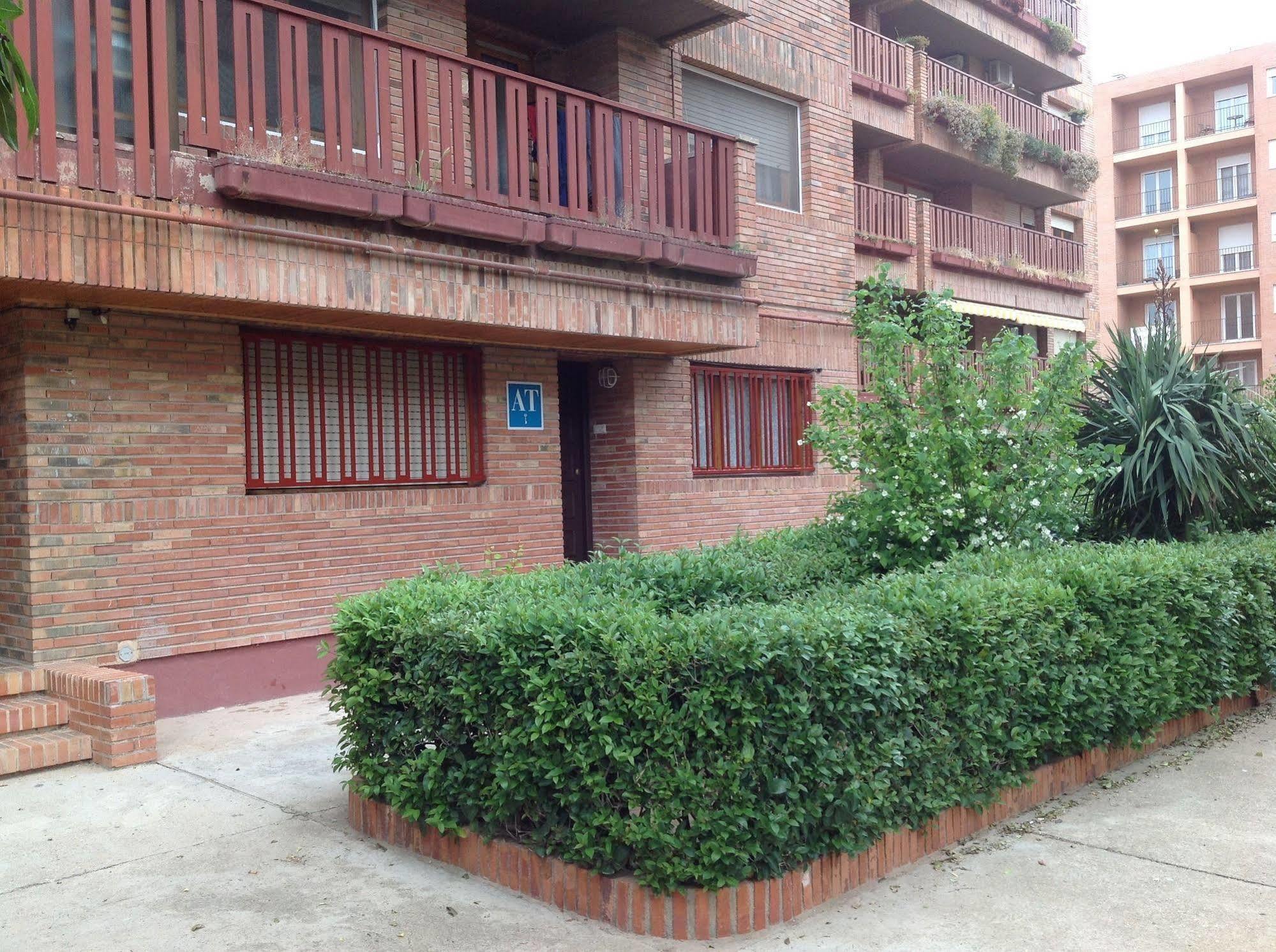 Apartamentos Alcaniz, Blanca מראה חיצוני תמונה